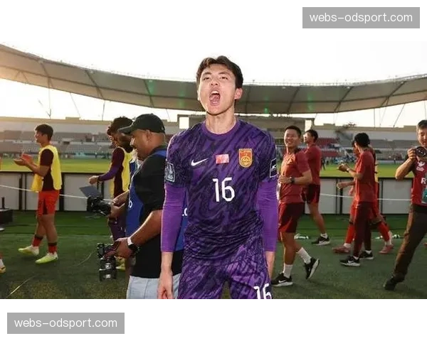 半决赛首战裁判名单公布,包括两名国际级裁判 半决赛首战裁判名单公布,包括两名国际级裁判